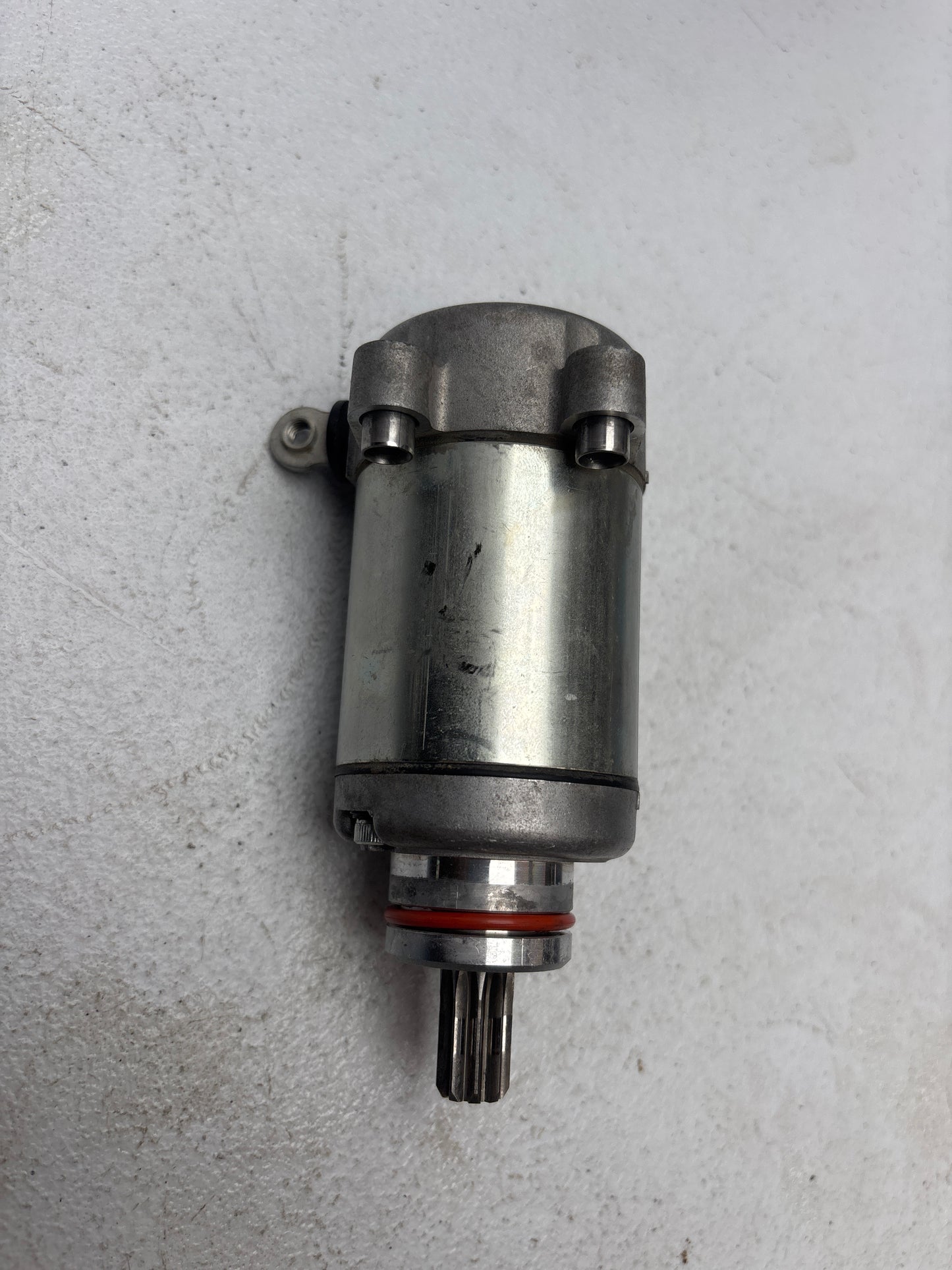 USED 2024 Yamaha YZ 250f Starter Motor PN# B7B-81890-02-00 #MM5