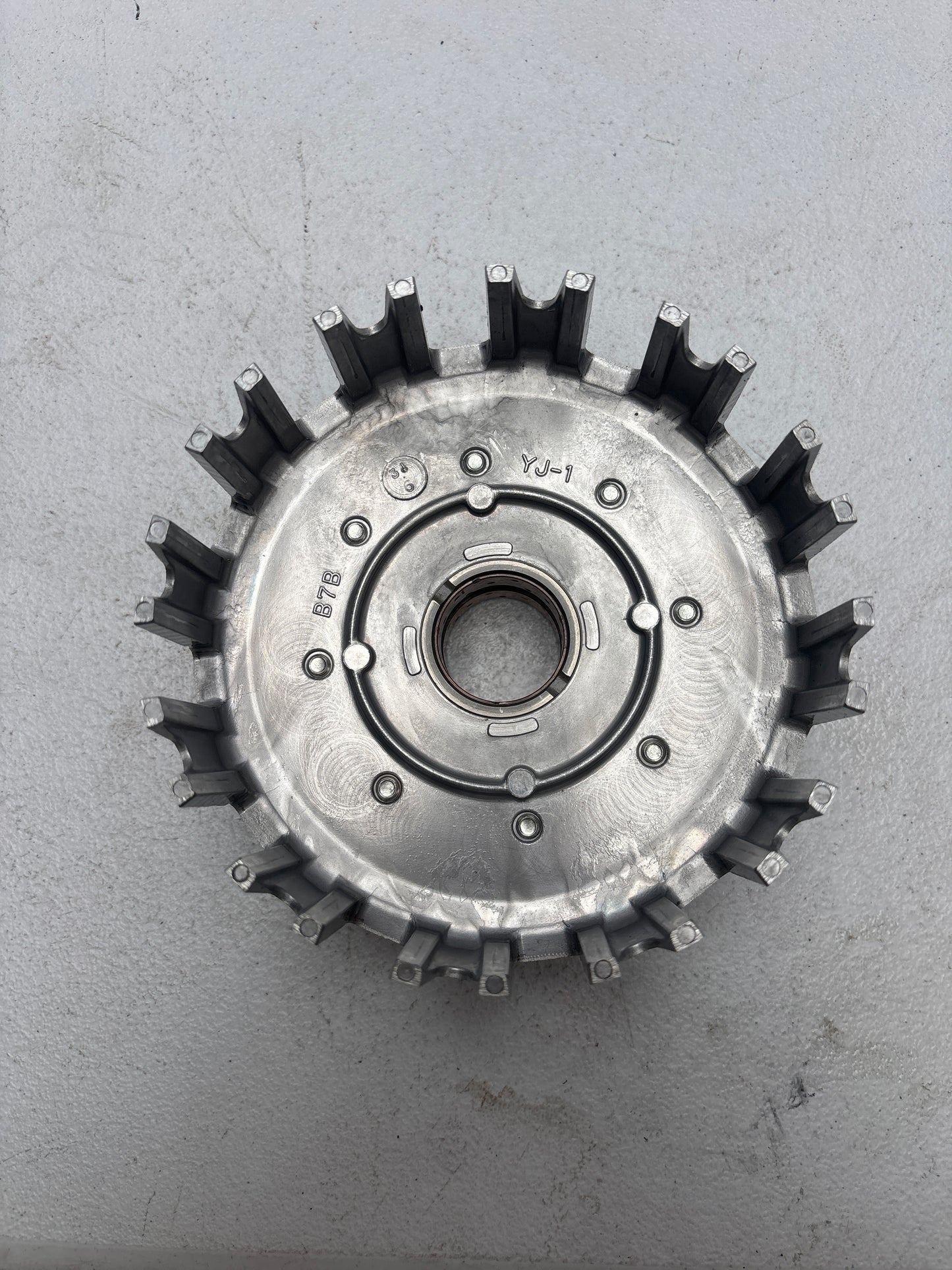 USED 2024 Yamaha YZ 250f Clutch Components PN# B7B-16310-10-00 B7B-16151-00-00 B7B-16371-00-00 B7B-16351-00-00 #MM7