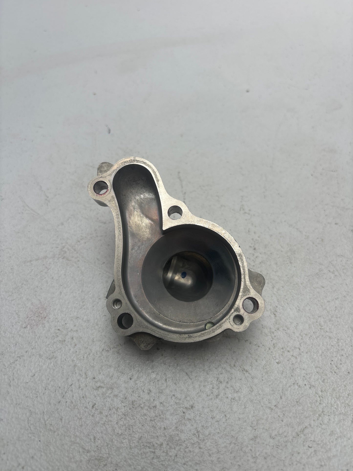 USED 2024 Yamaha YZ 250f Water Pump Cover PN# 33D-12422-00-00 #MM12