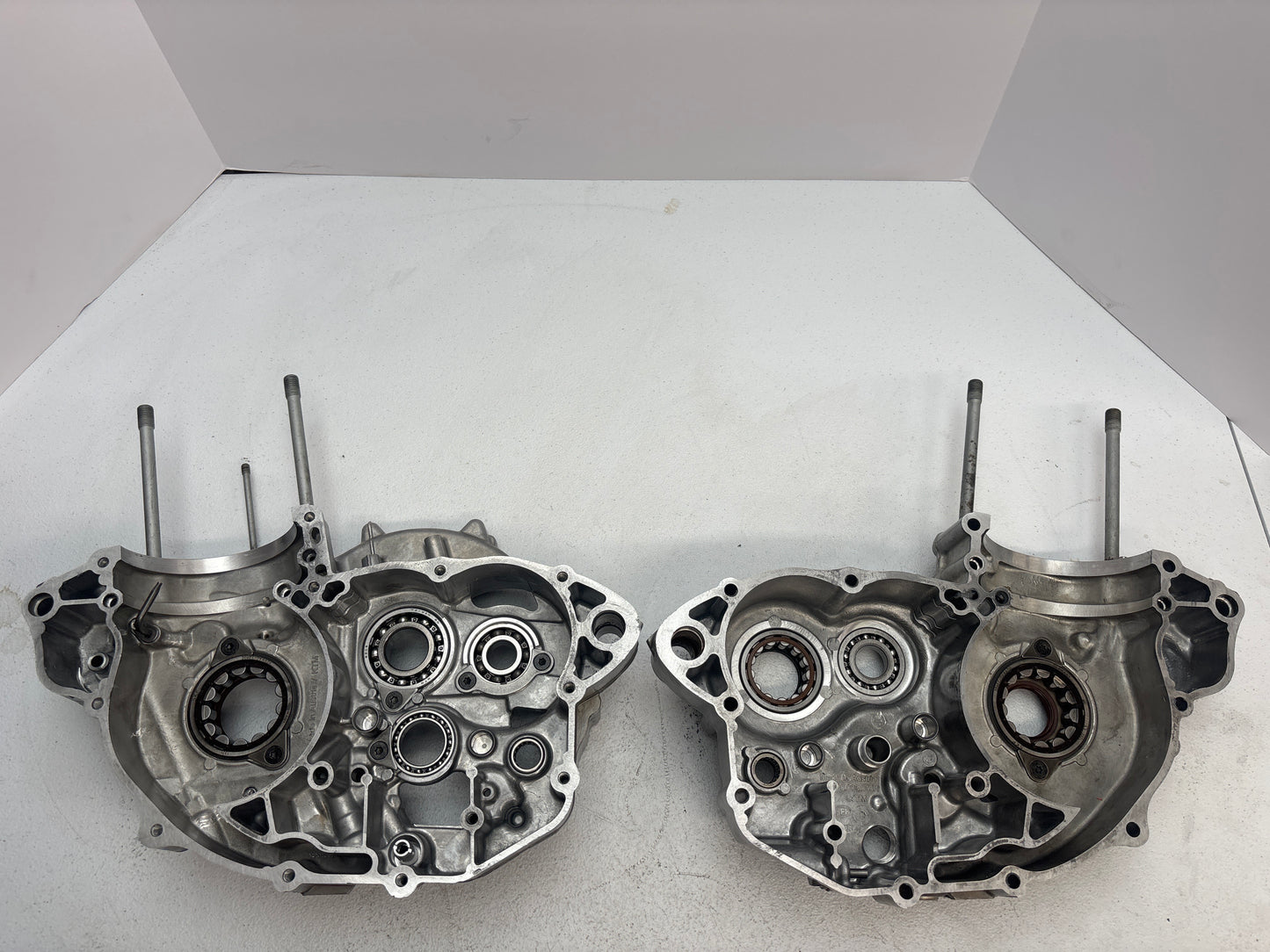USED 2015 KTM 350 SXF Engine Cases PN# 77730100033 #35037