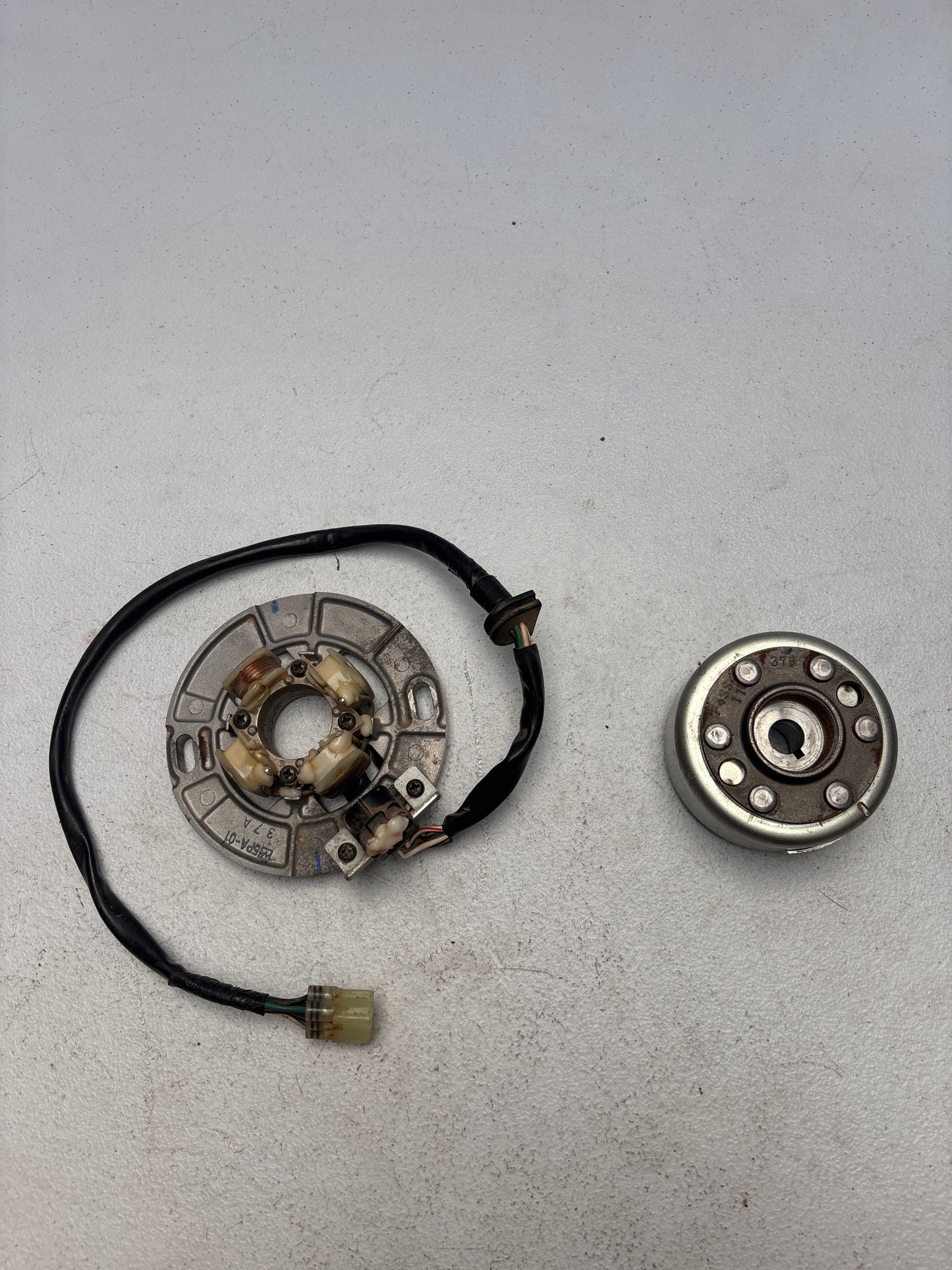 USED 2013 Yamaha YZ 85 Stator and Flywheel PN# 4SS-85550-11-00 5PA-85560-03-00 #C7