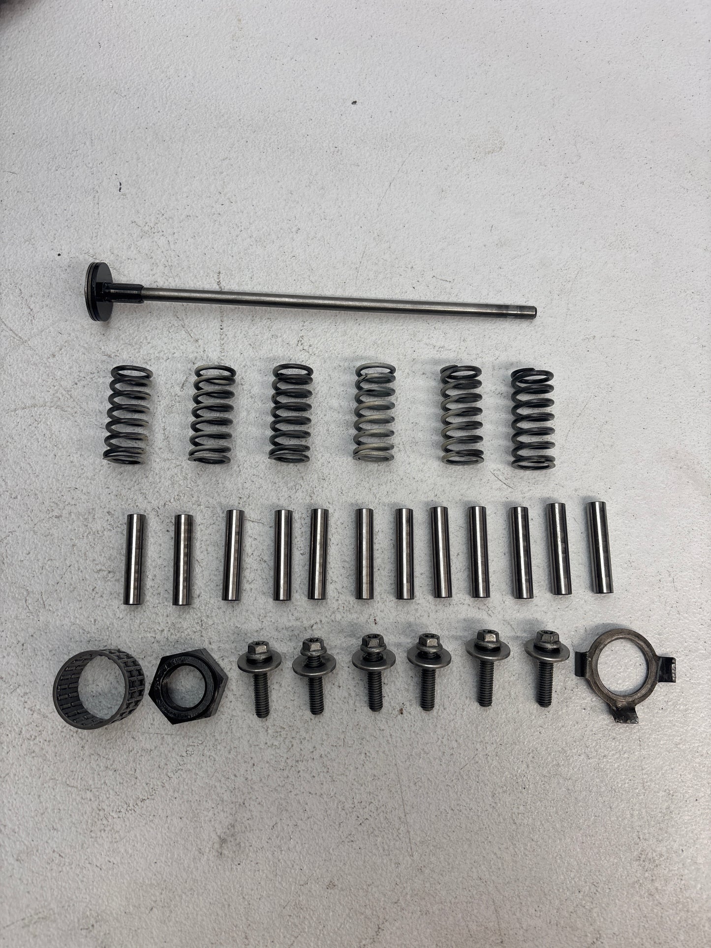 USED 2015 KTM 350 SXF OEM Clutch Components #35029